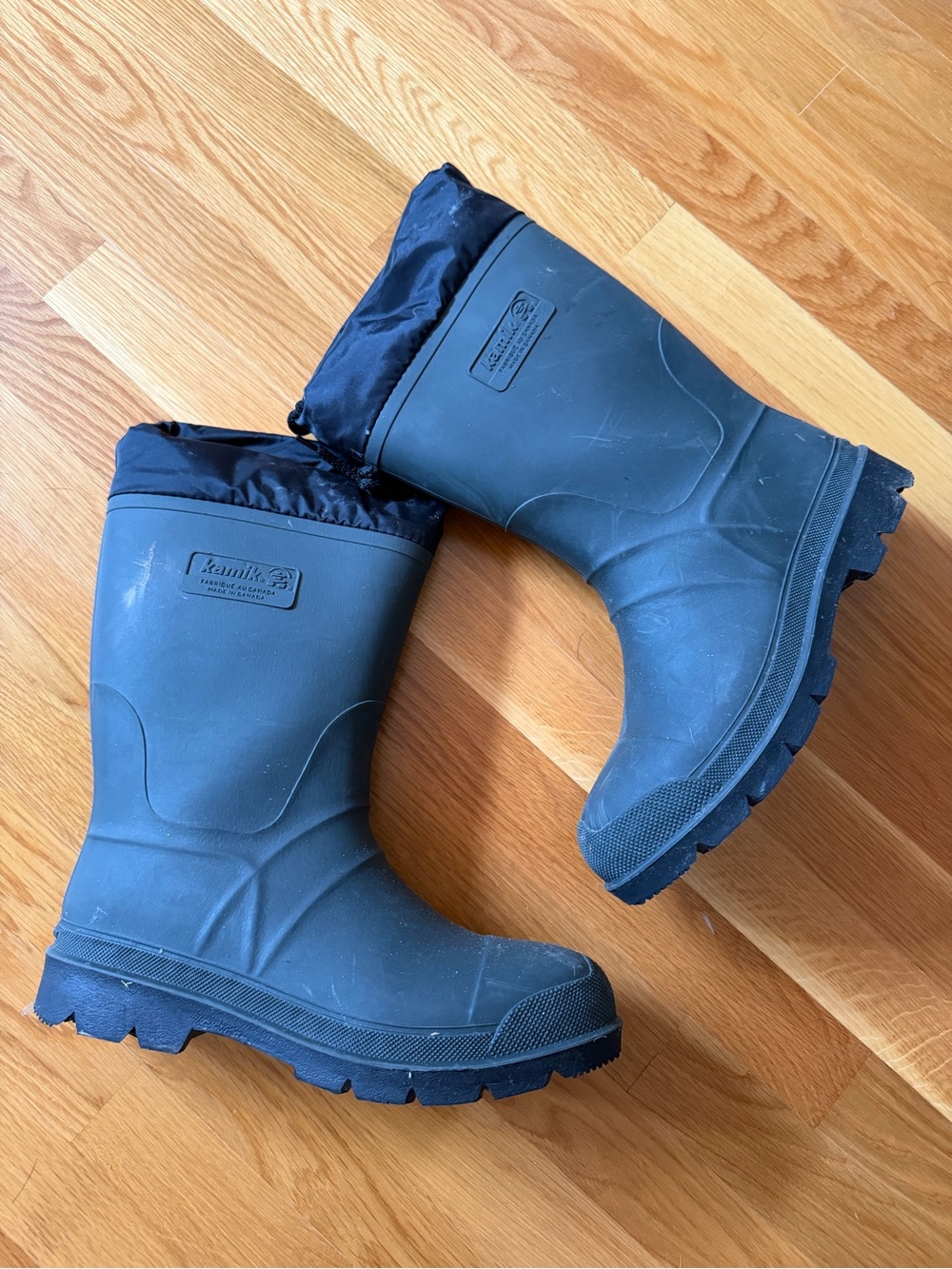 Kamik Black Waterproof Rain & Snow Boots. Men’s size 9. Worn a handful of times
